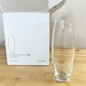 Sloane Champagne Flutes Bomshbee Glasses Lot Of 4 in Box Asymmetrical 7.5 Oz